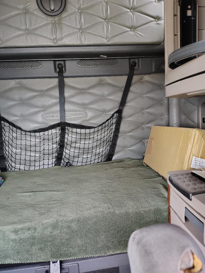 2012 FREIGHTLINER Cascadia - Image 32